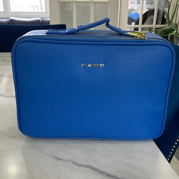 Makeup Case - Picture 2 of 16